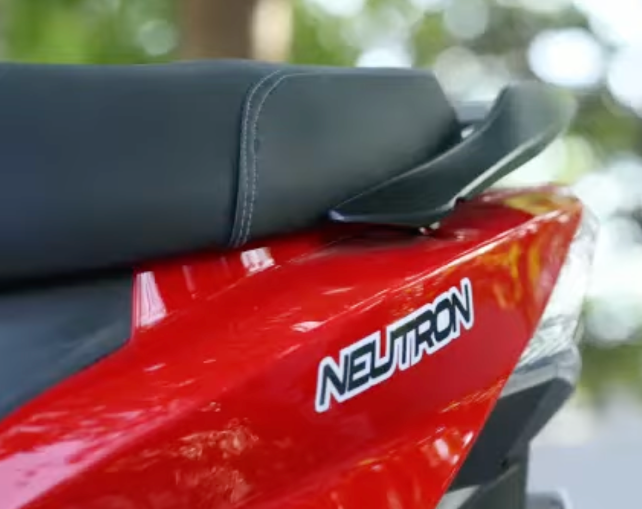 aaw neutron electric scooter